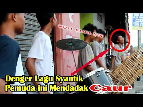 Lagu Syantik - Pengamen Angklung Peran Senja Lagu Syantik - Pengamen Angklung Peran Senja