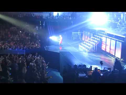 Justin Bieber Güzel Şarkısı Konser Coşuyor