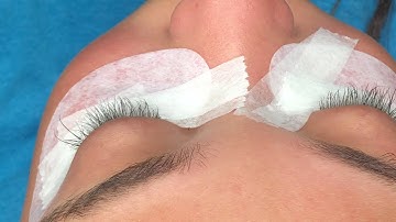 HOW TO REMOVE EYELASH EXTENSIONS & APPLY A NEW SET TUTORIAL