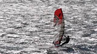 20170302 SLALOM WINDSURF EN EL ATAZAR