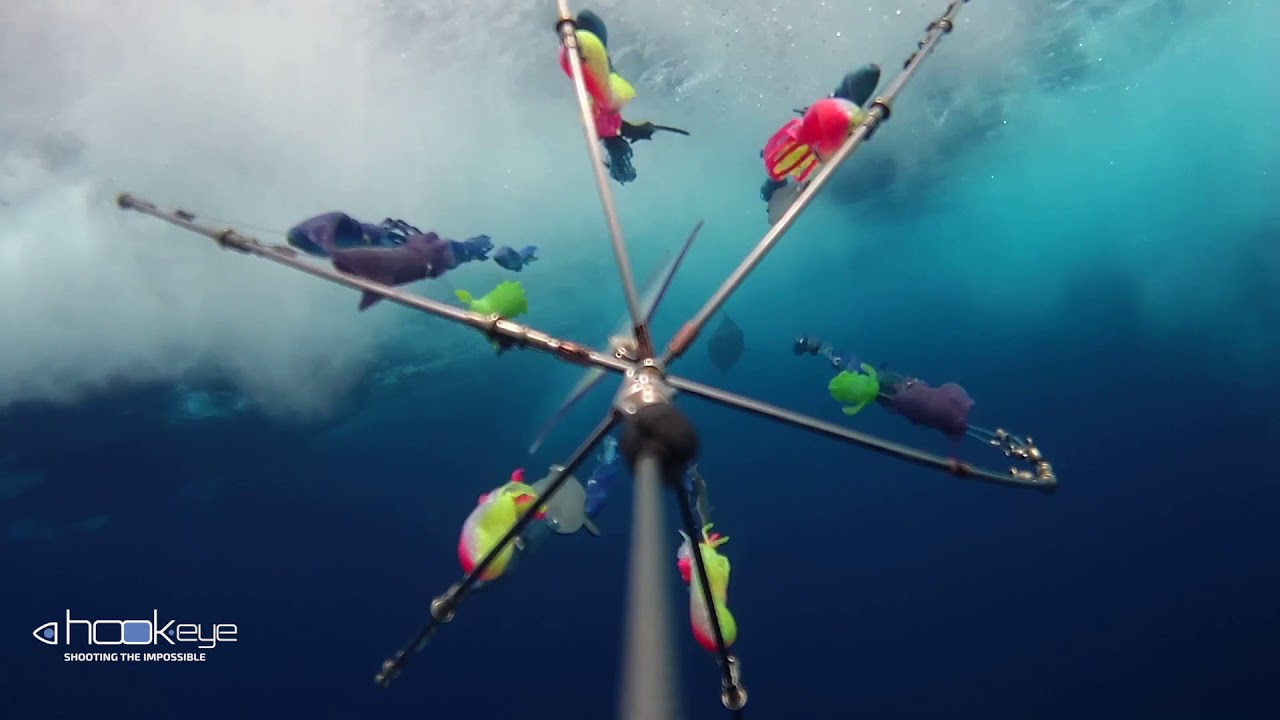 Hook Eye sport fishing Cation Cam inside a dredge