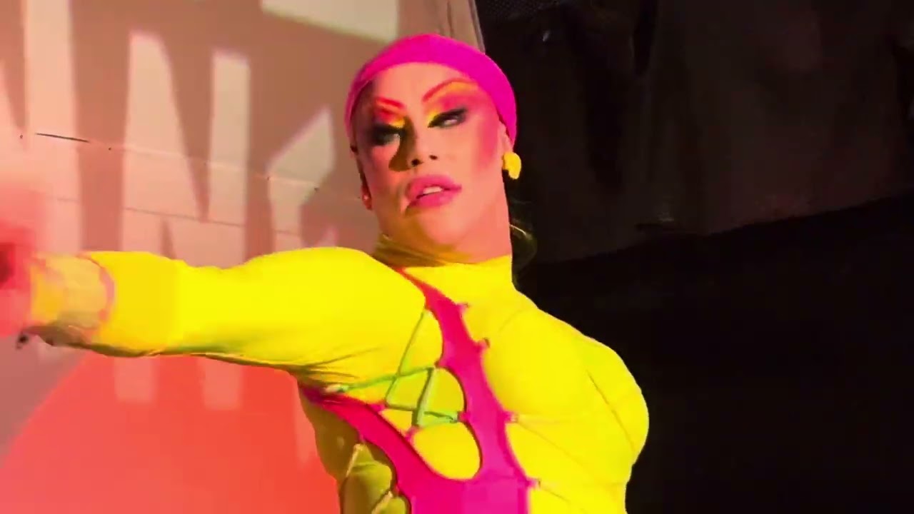 Leona Top Flúor - Balada Tunnel Festa Super Queens 26/07/25