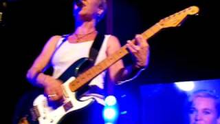 Video thumbnail of "Throwing Muses - Tango [16.01.09]"