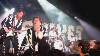 The Hives HATE TO SAY I TOLD YOU SO / TRAPDOOR SOLUTION Live 05-16-2023 at Racket NYC *FRONT PIT* 4K