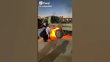 شب نار موتر شاص يحاول يطفي حريق 