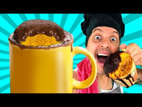 BOLO VEGANO DE CENOURA DE CANECA (EM 3 MINUTOS!!) SEM OVO • RECEITA FÁCIL