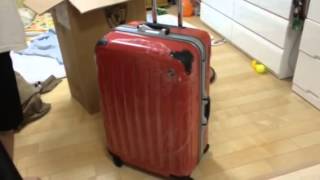スーツケースGRIFFIN LAN 大きさL赤買いました。