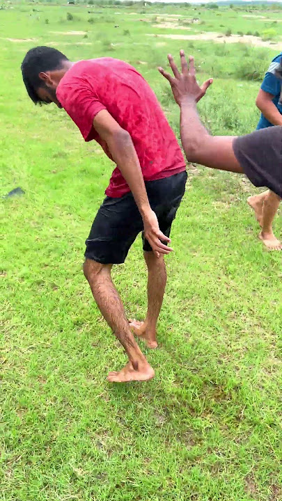 Ma friend ni Jalaga (జలగ )🐛 pattukundhi 😂 #shorts