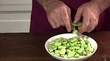 Comment enlever la peau des fèves fraîches ?