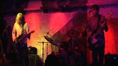 TODD WOLFE BAND 6-16-11 "Mississippi Queen" .wmv