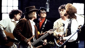 The Traveling Wilburys:  End Of The Line (live performance)