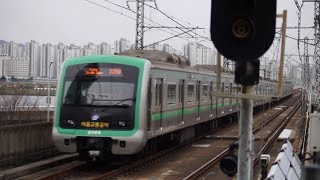 서울 전철 2호선 강변역 외선순환 VVVF 2차분 266편성