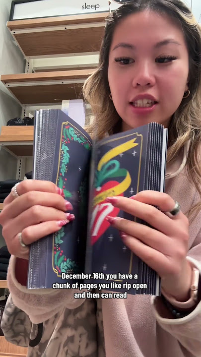 ADVENT CALENDAR BOOK?!🎄📚😱 This is such a cool idea and I’ve never seen anything like this