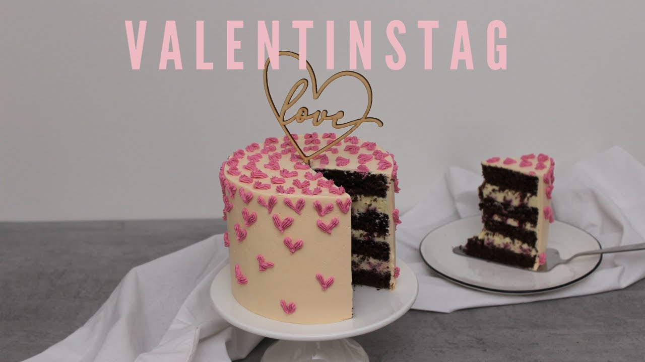 Valentinstagstorte| Weiße Schokolade - Waldfrucht Torte | Valentinstag | julia’s cakery