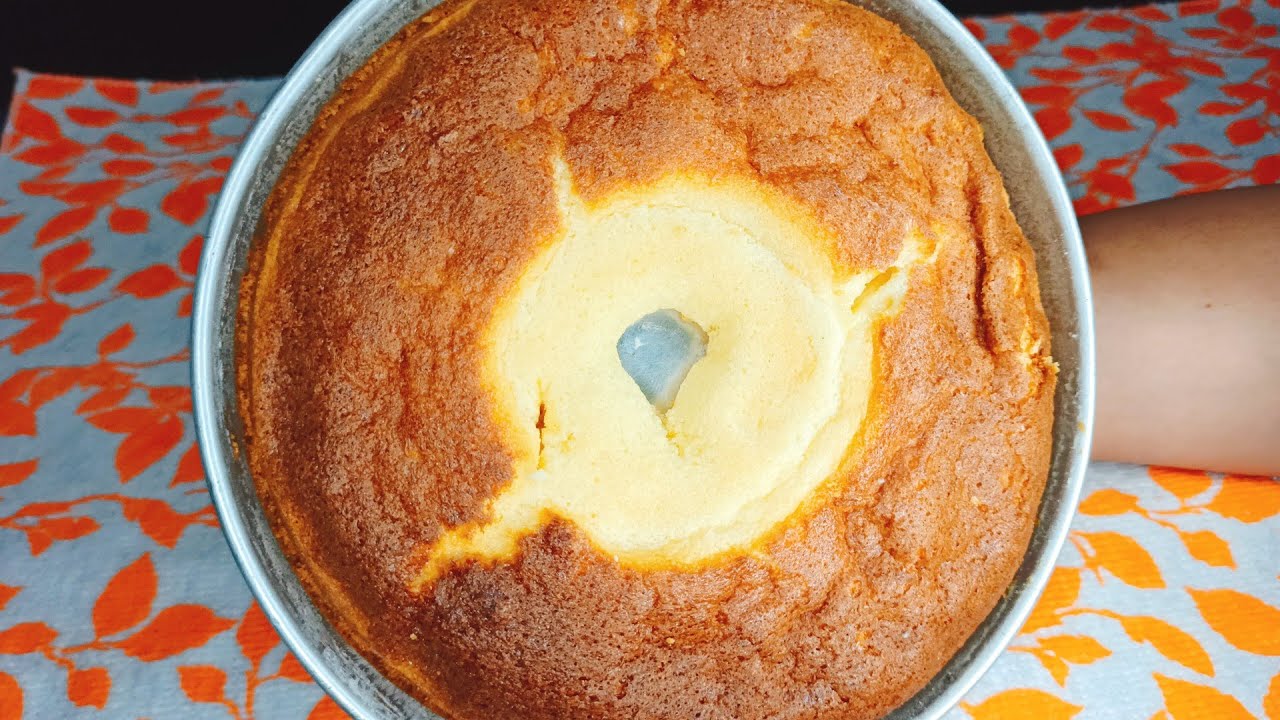 Bolo de trigo com maizena, simples e muito fofinho! Receita por