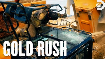 New Excavator FLIPS and TRAPS Gold Miner! | Gold Rush | Discovery