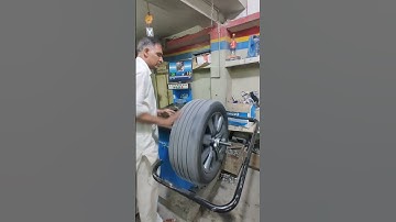 CAR wheel balancing work
