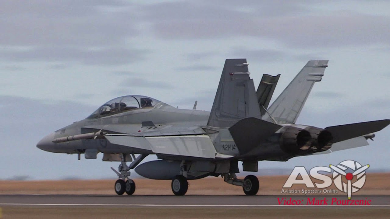 2019 Australian International Airshow Friday Arrivals