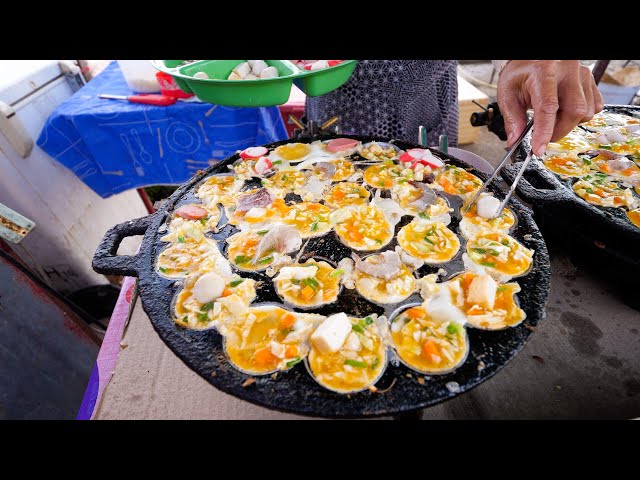 Asian Street Food - SEAFOOD PANCAKES! | Night Market Food Tour in Satun, Thailand! class=