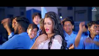 pandey ji ka beta hoon chumma chipak kar leta hu