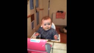 Funny baby has Uptown Funk