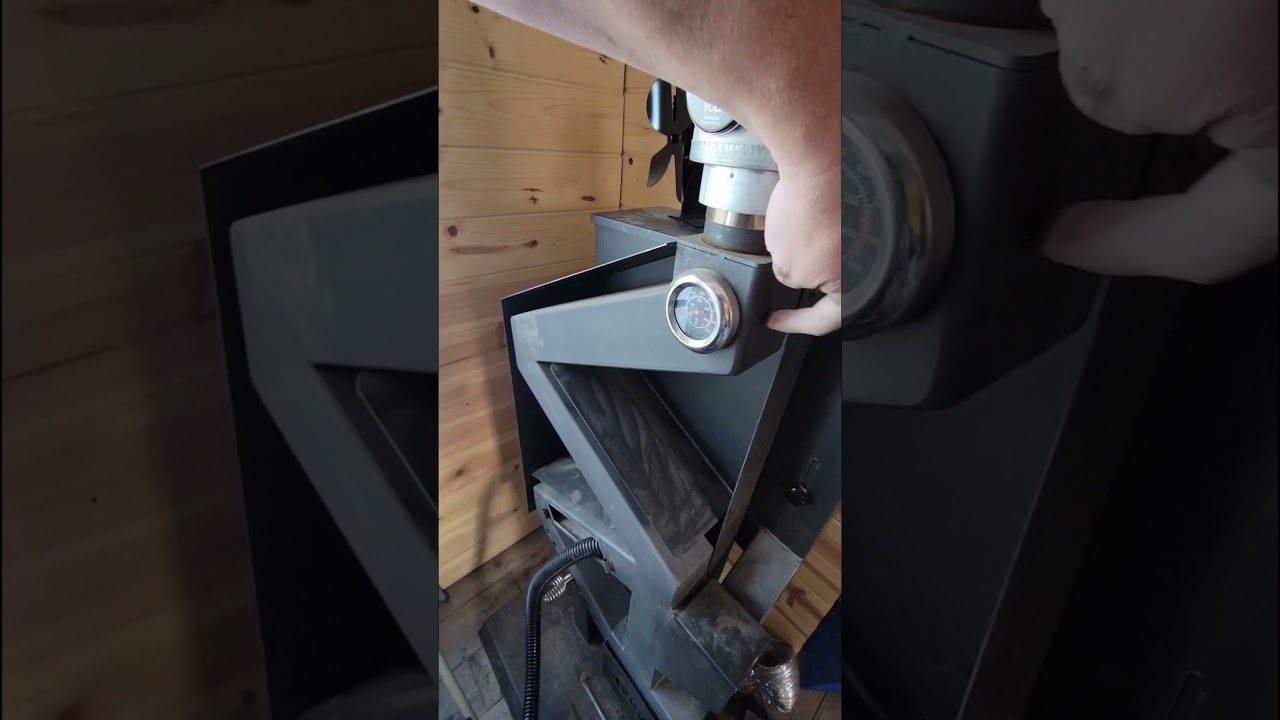 Wiseway GW1949 US Stove Company Gravity Fed, non electric - YouTube