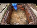 Gurgling and Bubbling Manhole Unblocking - Thick Sloppy Sewage