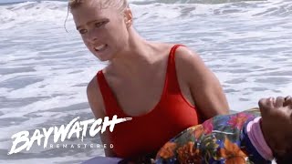 HELP MY SISTER’S DROWNING! Lifeguards Dive In To RESCUE A CHILD DROWNING! Baywatch Remastered