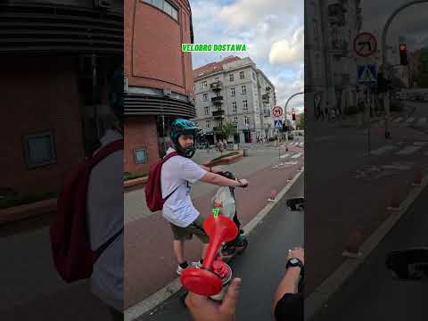 Доставляем с @DELICH_4U #dostawa #доставка #dostawajedzenia #работавпольше #poznan #kurier #glovo
