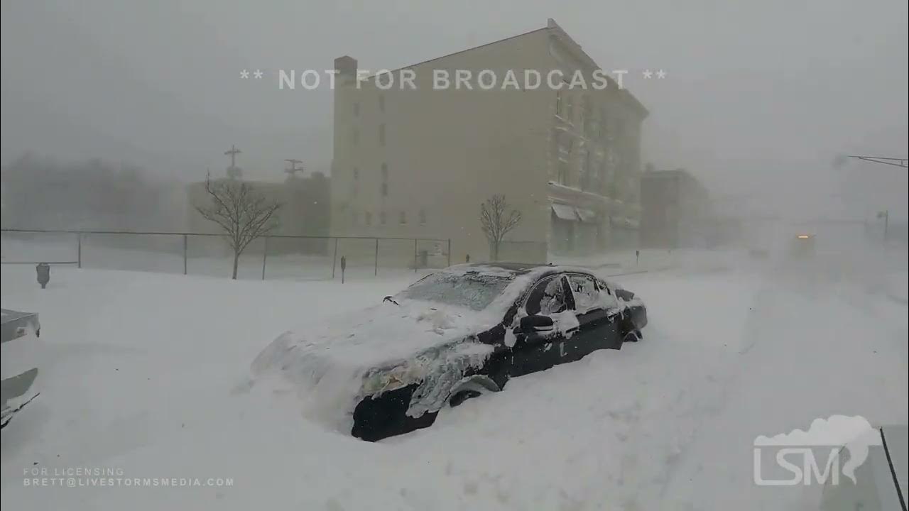 12252022 Buffalo, NY Downtown rolling shots after incredible blizzard