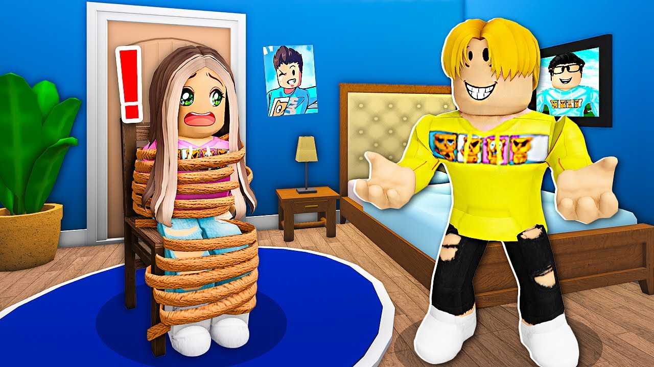 I Let A CREEPY FAN Move In.. It Was A BIG MISTAKE! (Roblox Bloxburg)