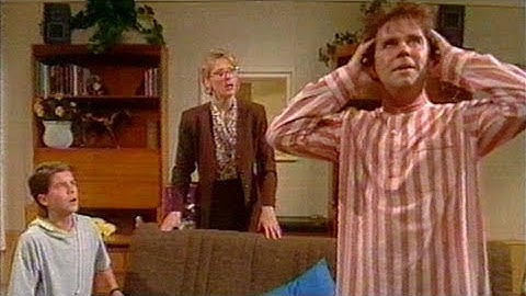 Mike and Angelo S3E1 (1990) - FULL EPISODE