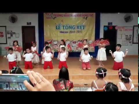 Video MÁI TRƯỜNG MẾN YÊU Điểm 3 văn nghệ tổng kết năm học... - YouTube