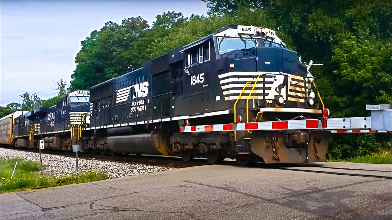 Big Norfolk Southern Train At Railroad Crossing Youtube Big Norfolk Southern Train At Railroad Crossing Youtube