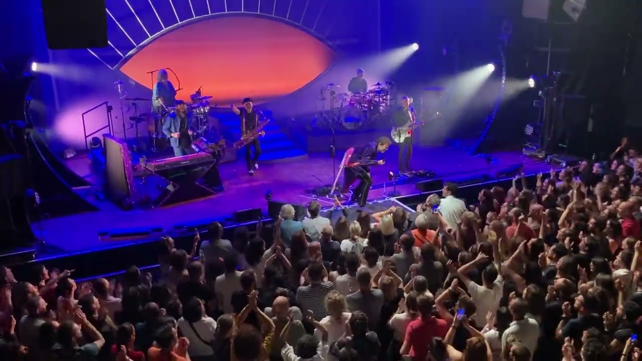 M - Dans ta Radio - Le Bikini Avril 2022