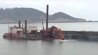 EX1100