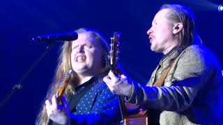 Download lagu Kelly Family Fell in Love with an alien München 10 03 2018 Kelly Family Fell in Love with an alien München 10 03 2018