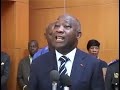 Remise du film un homme une vision au prsident laurent gbagbo par le producteur abderrhamane n