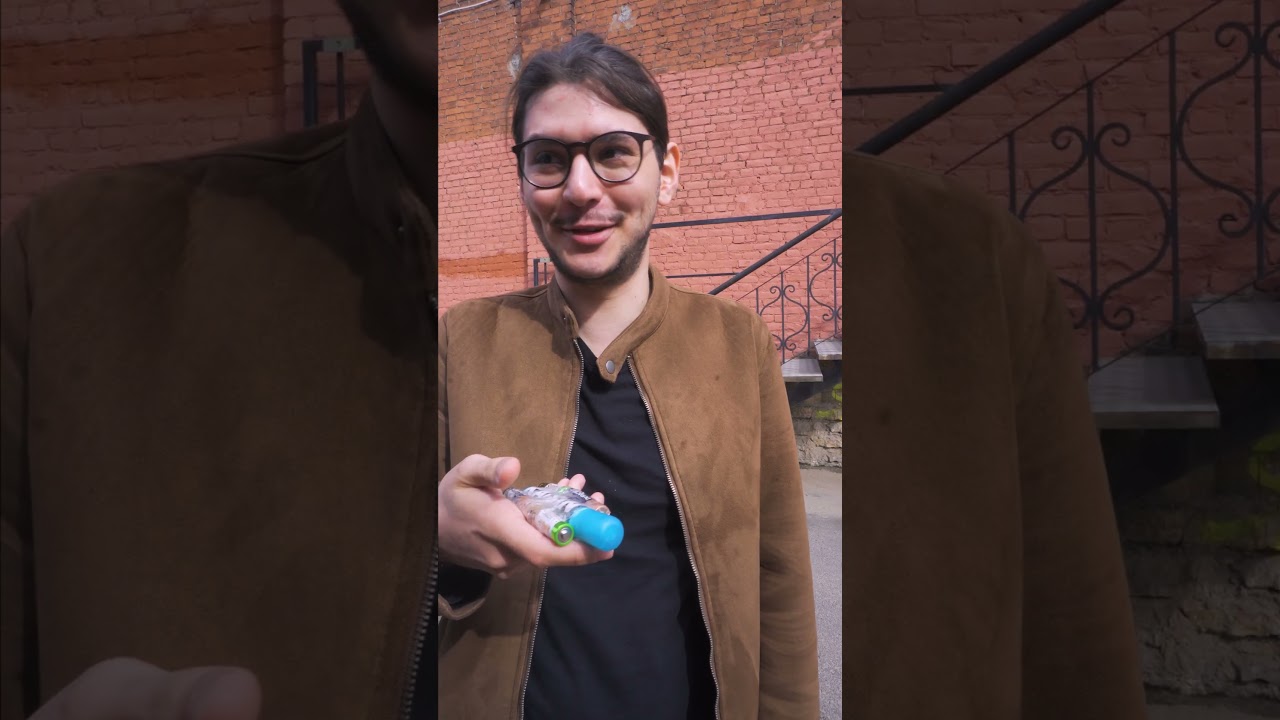 Осторожно! Плюется! 