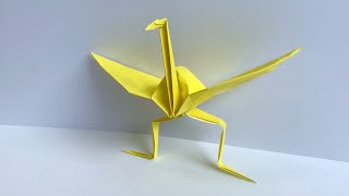 折り紙「鶴」の折り方・作り方②（足が生えている）【簡単で面白い】