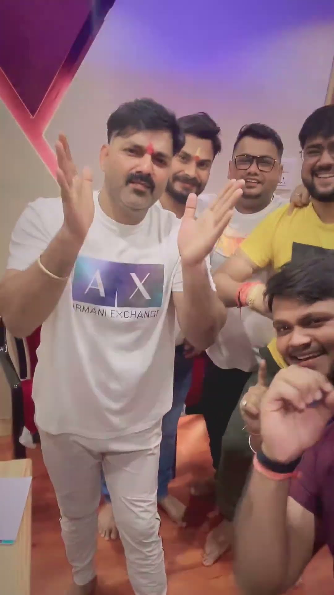 Sadiya Pa Dalab Nazariya Ta Sadiya Fir Se Pahire Ke Pad Jai - Pawan Singh, Shivani Singh  #bhojpuri