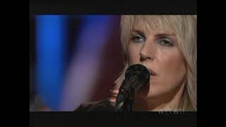 Download Lagu Lucinda Williams - Essence LIVE! MP3