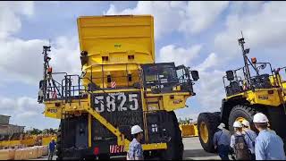 Bak Truk Traktor Raksasa dari Komatsu Patria HD 785