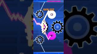 100% legit watch till end lmao #geometrydash #hacks #spaceuk #refrence