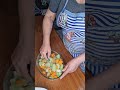 Salada cozinha o chuchu com abóbora o que diga boa,