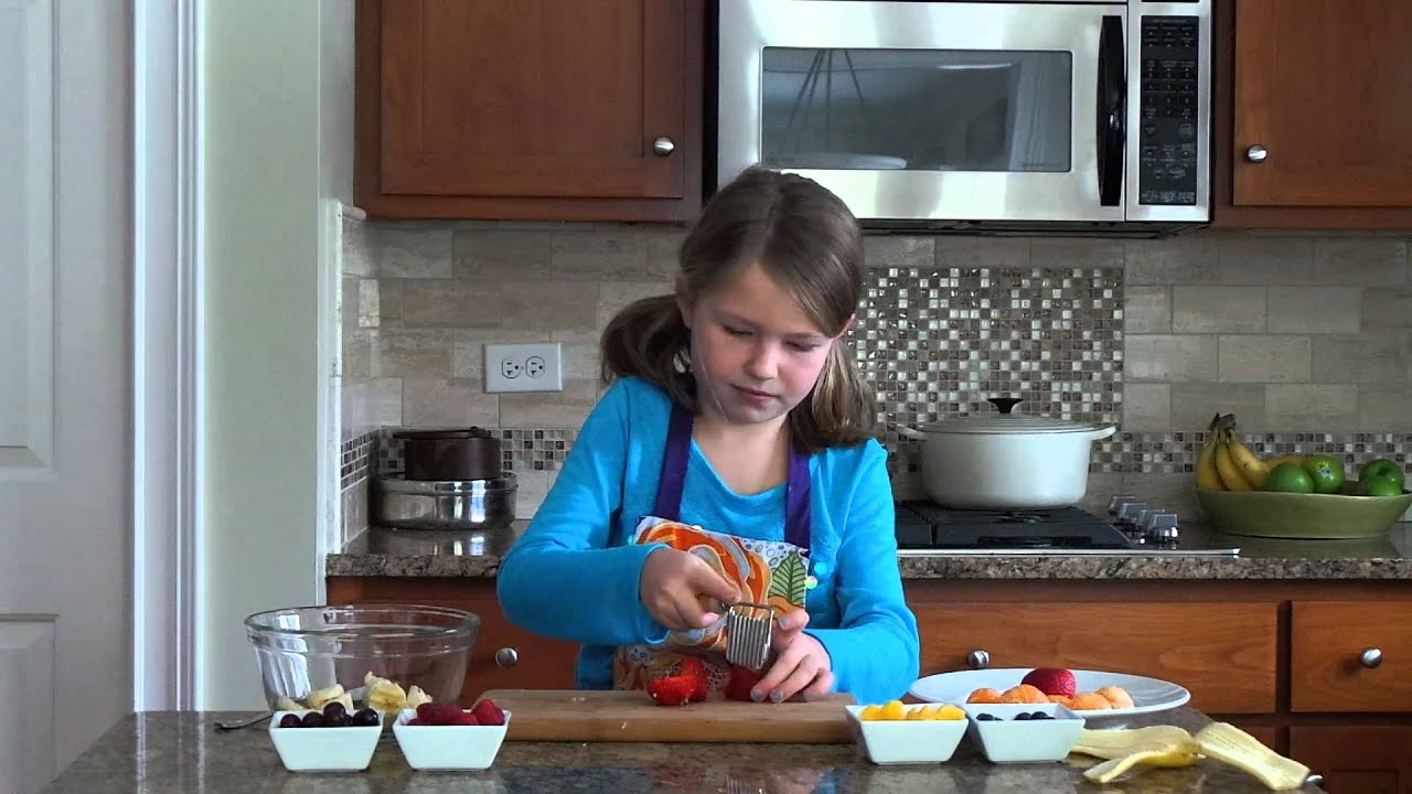 Kid's Kitchen: How to Make a Simple Fruit Salad - YouTube