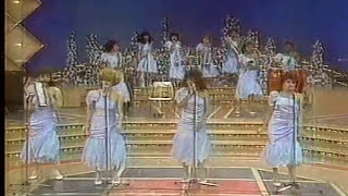 LAS CHICAS DEL CAN - LAS ORIGINALES - 1986 - VIVO chords