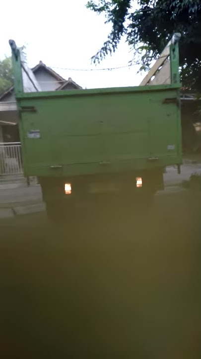 SUARA TRUK MUNDUR