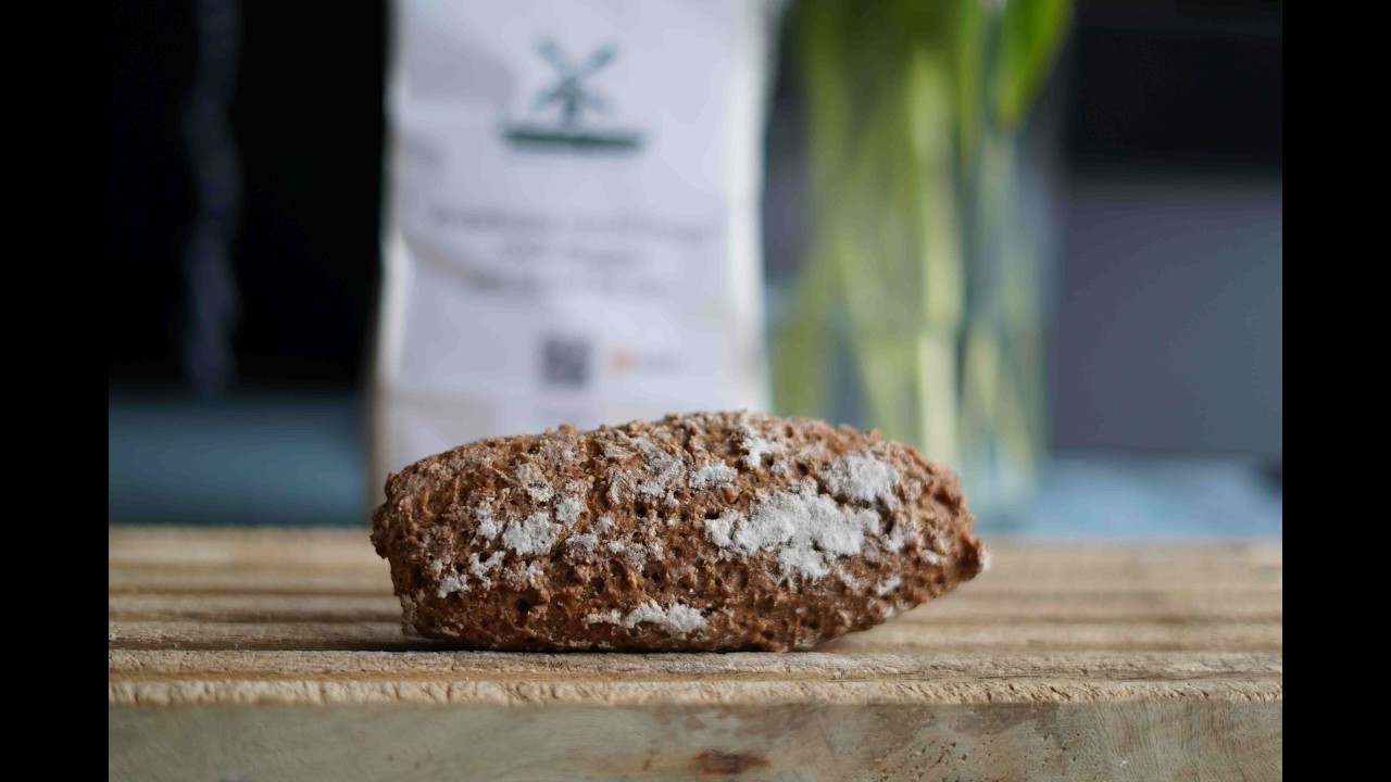 Vinschgerl mit Roggen-Sauerteig und Hefe