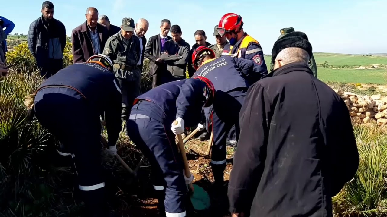 إستخراج رفاة للشهيد سلايمية الطيب من دوار زوارية بلدية وادي الصباح عين الاربعاء  17~03~2021